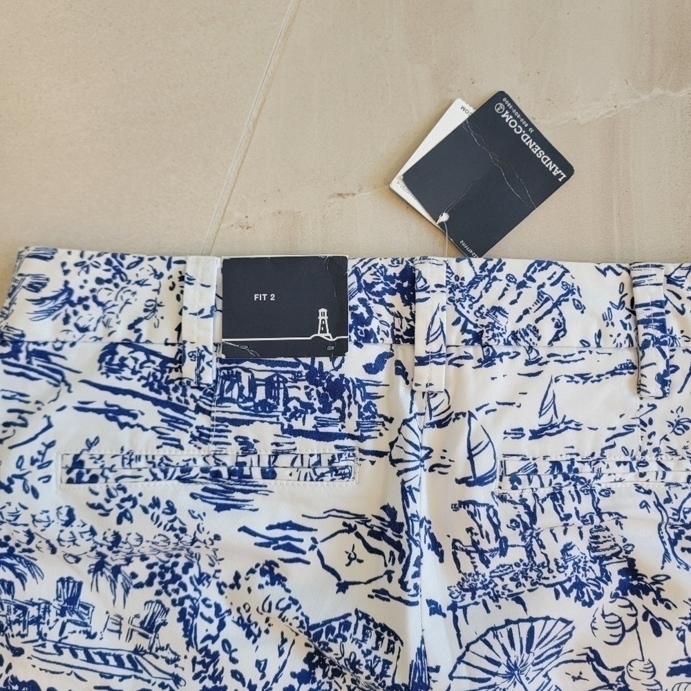 Lands' End Blue White Resort River Beach Print Mid Rise Capri Pants Size 2 - Picture 6 of 14